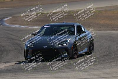 media/Sep-20-2025-Extreme Speed (Sat) [[1fcc23683c]]/Green (Private)/Session 3 (Offramp)/